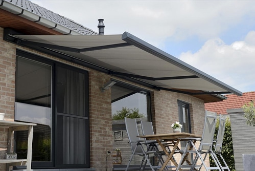 Schatteplatz Senkrechtmarkisen