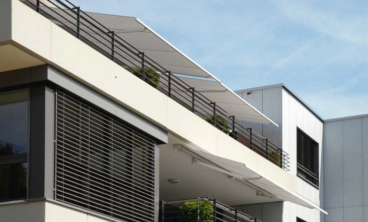 Schatteplatz Senkrechtmarkisen