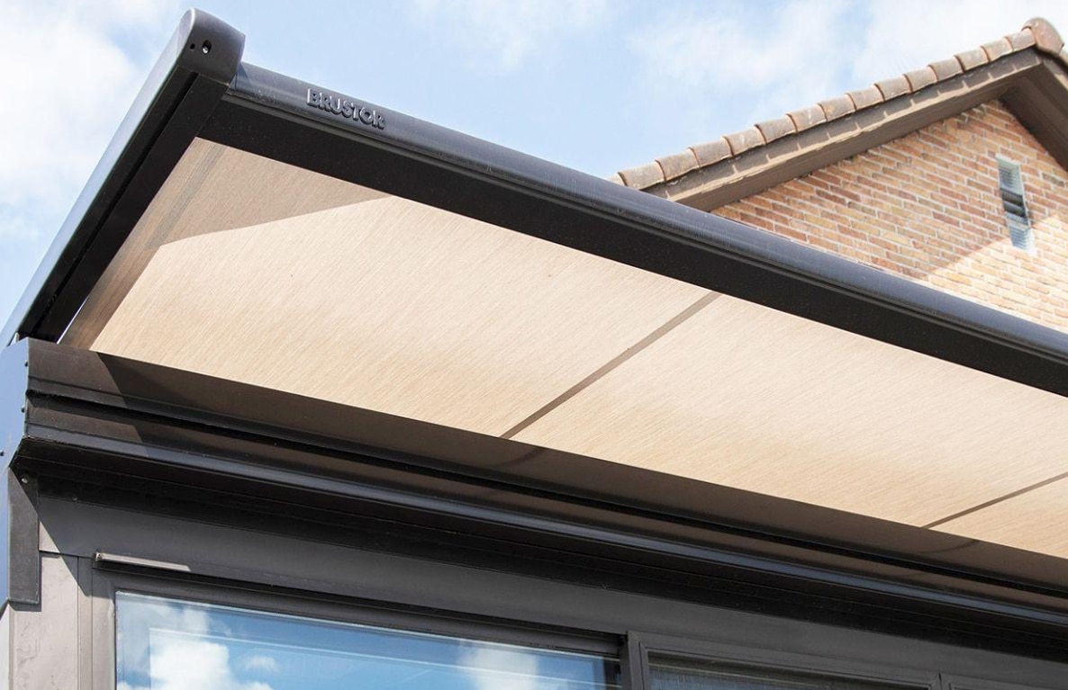 Schatteplatz Senkrechtmarkisen