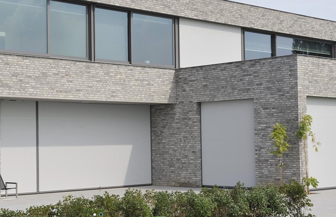 Schatteplatz Senkrechtmarkisen